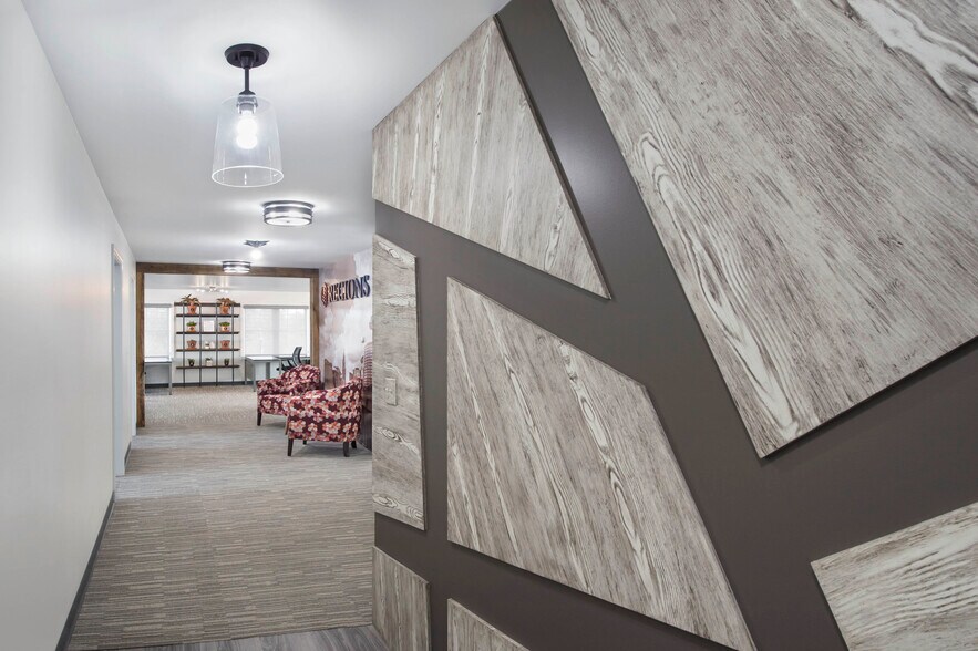 More Photos Of 15 N Main St, Marlborough Storefront Retail Office For Lease