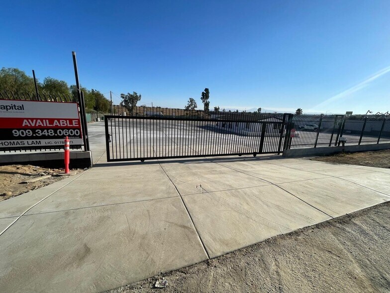 More Photos Of 21320 Box Springs Rd, Moreno Valley Auto Dealership For Lease