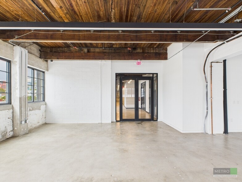 More Photos Of 2509 N Miami Ave, Miami Loft Creative Space For Lease