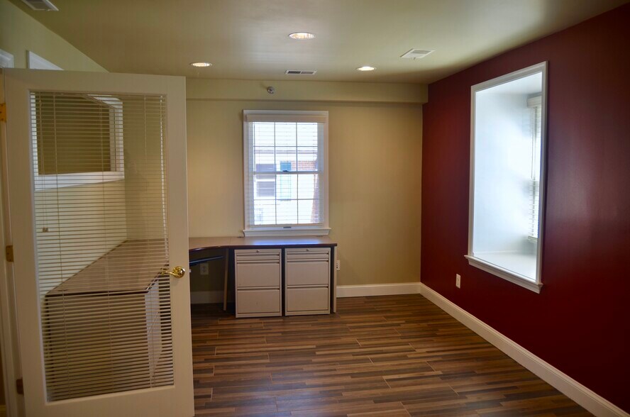 More Photos Of 731 Walker Rd, Great Falls Medical For Sale