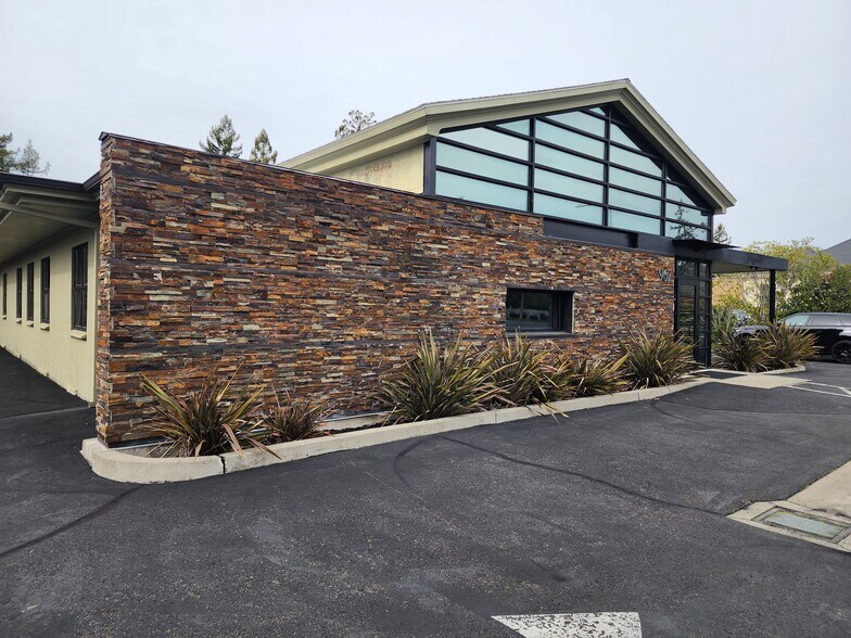 More Photos Of 967 Broadway, Sonoma Office For Sale