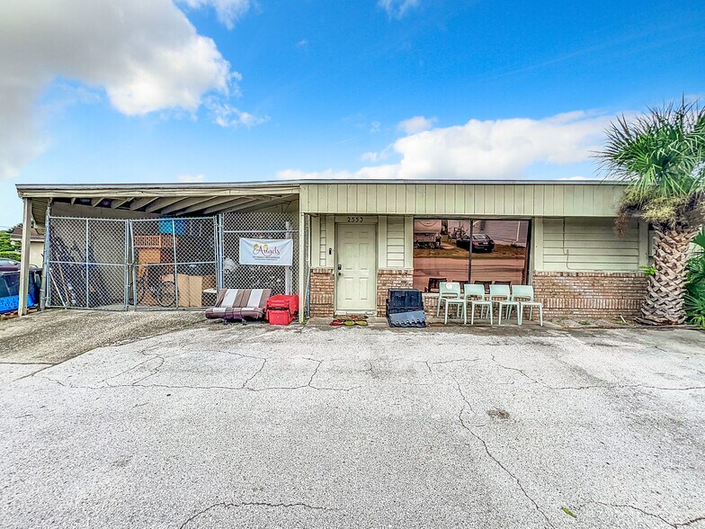 More Photos Of 2553-2565 Park Dr, Sanford Freestanding For Sale
