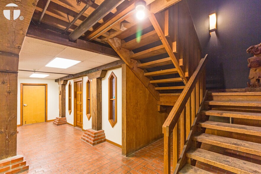 More Photos Of 1207 Front St, Sacramento Unknown For Lease