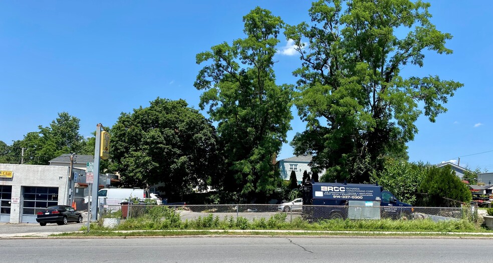 More Photos Of 40 Halstead Ave, Harrison Service Station For Sale