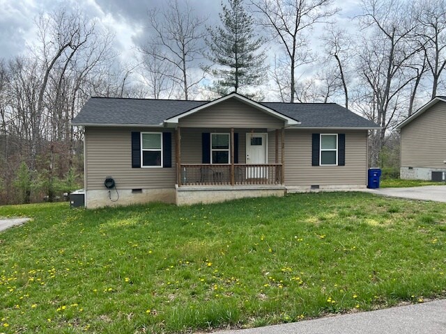 More Photos Of 10 Anthony St, Crossville Multifamily For Sale