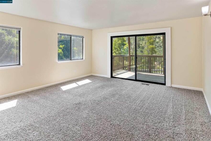 More Photos Of 619 Edwards St, Crockett Healthcare For Sale