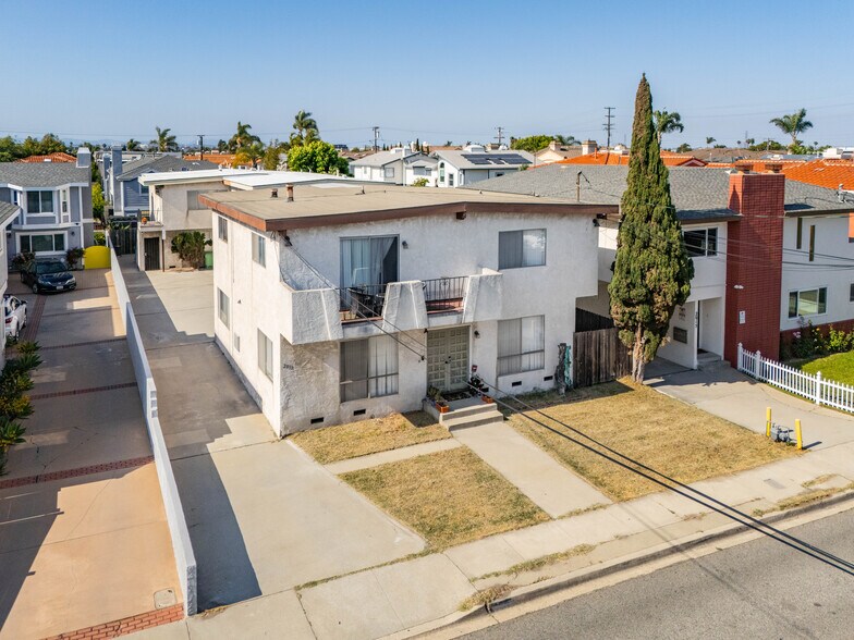 More Photos Of 2013 Ruhland Ave, Redondo Beach Apartments For Sale