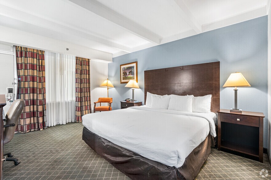 More Photos Of 2260 Whitney Ave, Hamden Hotel For Sale