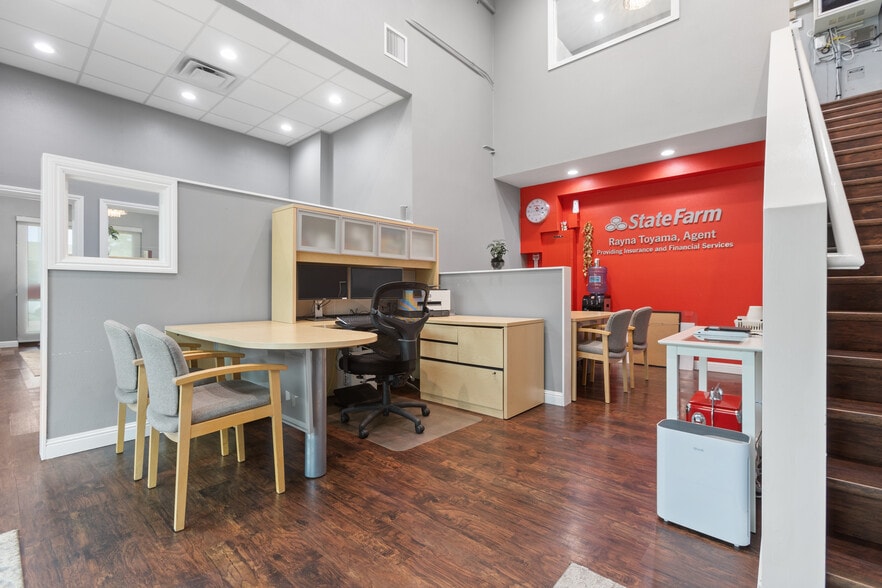 More Photos Of 1051 Kakala St, Kapolei Storefront Retail Office For Lease