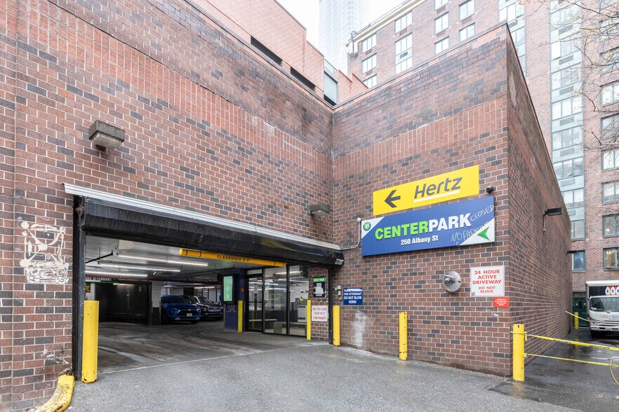 More Photos Of 250 Albany St, New York Apartments For Sale