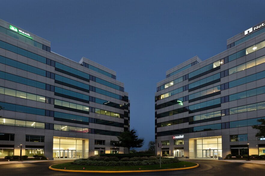 More Photos Of 1919-1921 Gallows Rd, Vienna Unknown For Sale