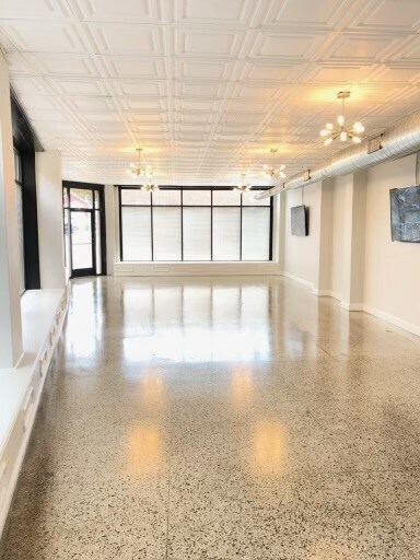 More Photos Of 4551-4559 Gravois Ave, Saint Louis Storefront Retail Residential For Lease