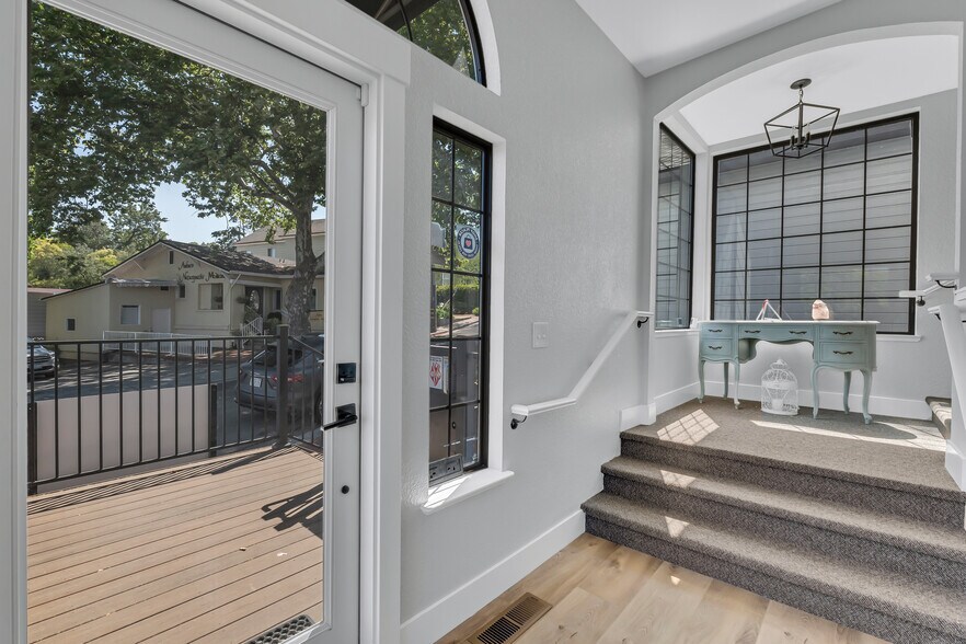 More Photos Of 160 Cherry Ave, Auburn Office Residential For Sale