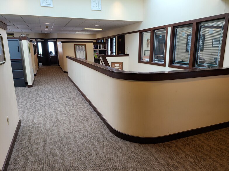 More Photos Of 1400 Merrill Ave, Wausau Medical For Sale