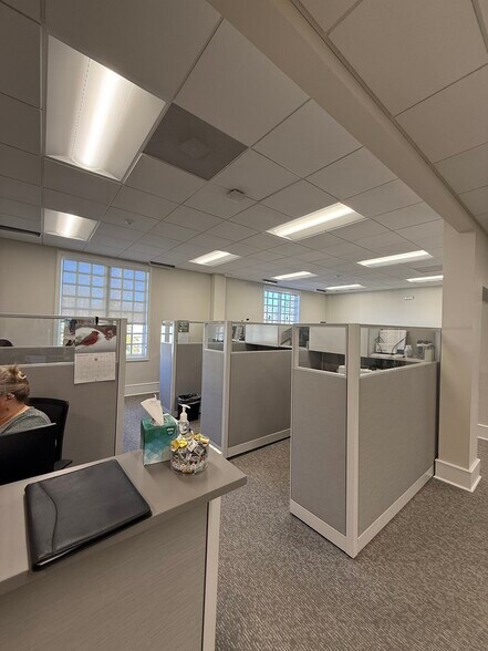 More Photos Of 100 N Main St, Belmont Office For Lease