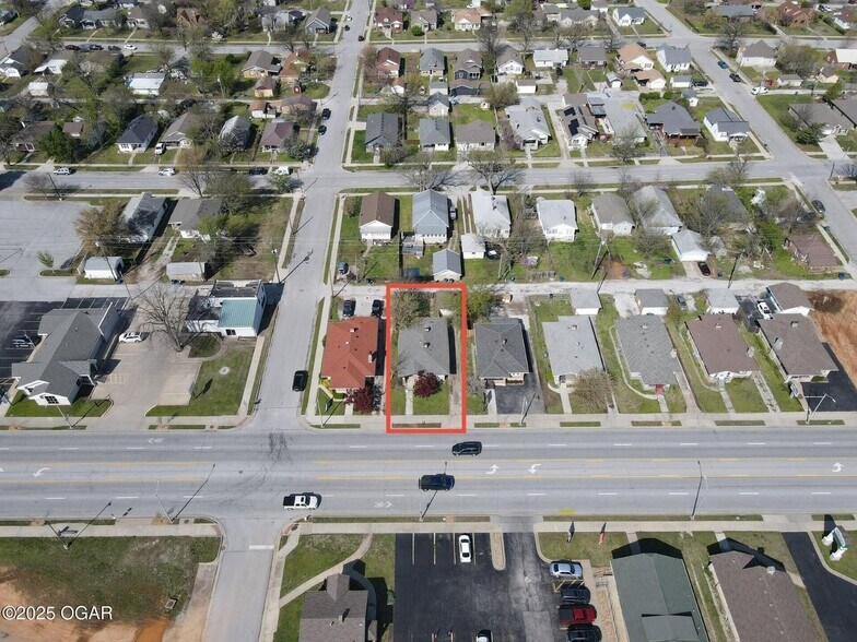 More Photos Of 2922 S Main St, Joplin Office For Sale