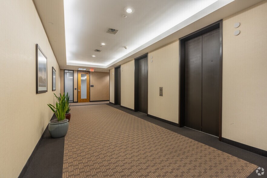 More Photos Of 7501 Boulder View Dr, North Chesterfield Unknown For Lease