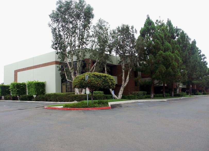 More Photos Of 6322 Ferris Sq, San Diego Research And Development For Lease