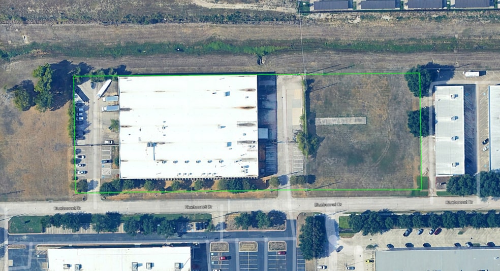 More Photos Of 4030 Bluebonnet Dr, Stafford Distribution For Lease