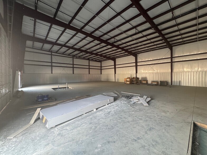 More Photos Of 6240 E 15th St, Tulsa Unknown For Lease