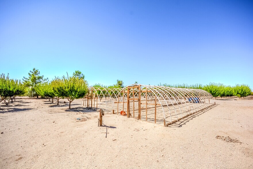 More Photos Of 13830 Paramount Rd, Phelan Land For Sale