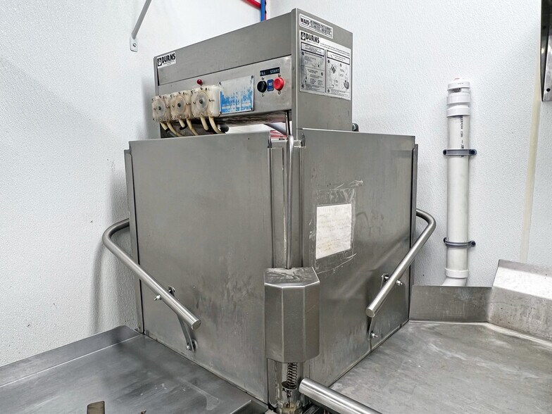 More Photos Of 259 Venango Ave, Cambridge Springs Restaurant For Sale