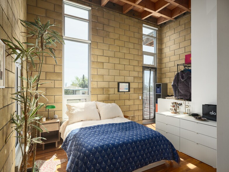 More Photos Of 2202 30th St, San Diego Apartments For Sale