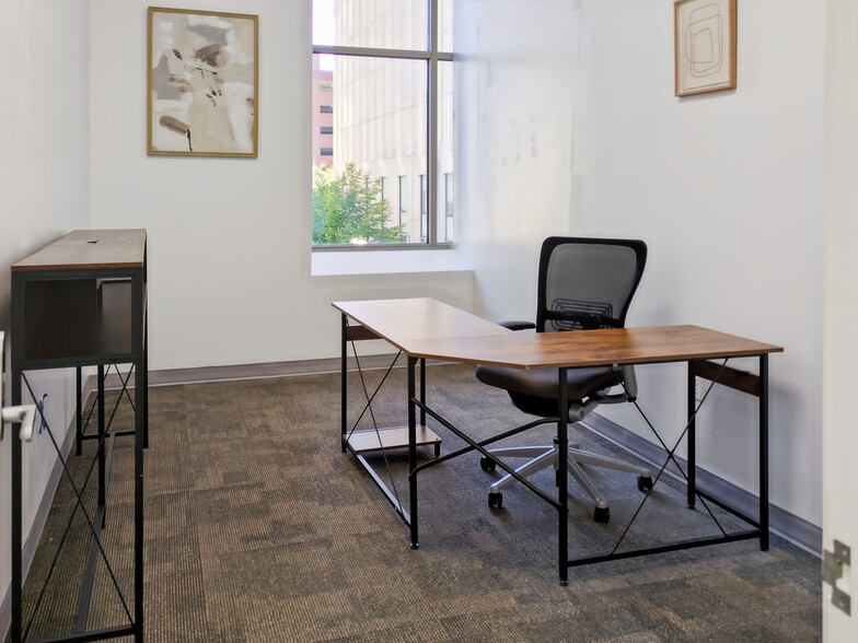 More Photos Of 40 W 2nd St, Dayton Coworking Space