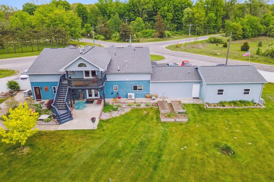 More Photos Of 7010 Frances Rd, Flushing Convenience Store For Sale