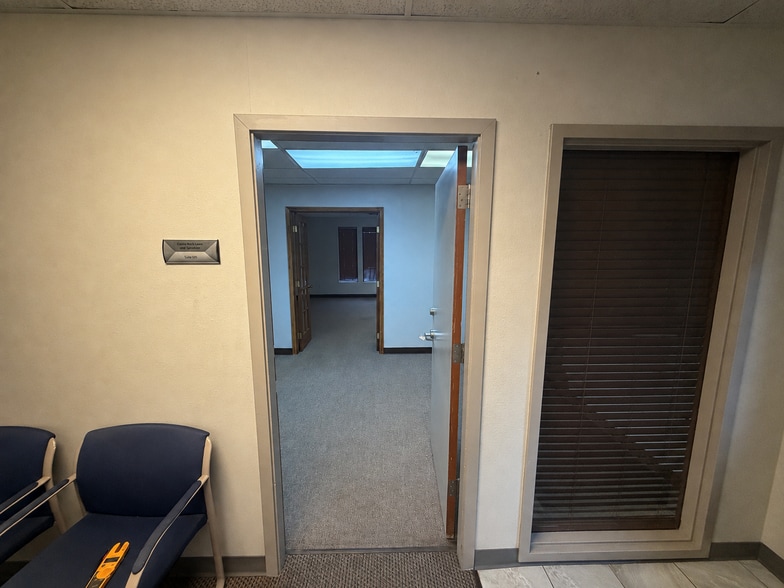 More Photos Of 6055 Lehman Dr, Colorado Springs Office For Lease