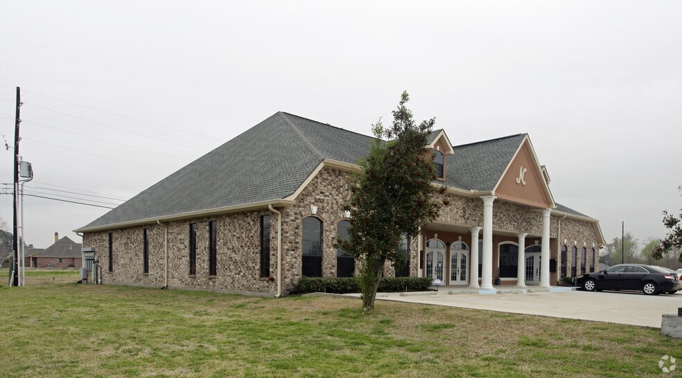 Primary Photo Of 434 Belle Terre Blvd, La Place Freestanding For Lease
