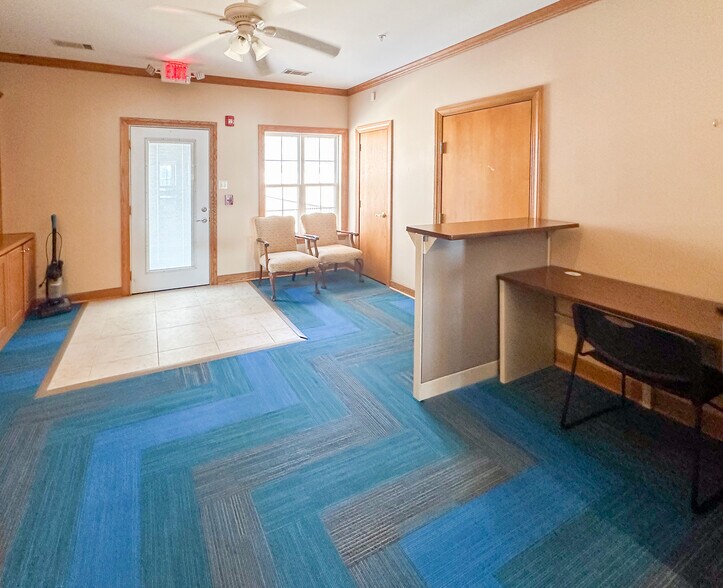 More Photos Of 13310 Kanis Rd, Little Rock Office Residential For Sale