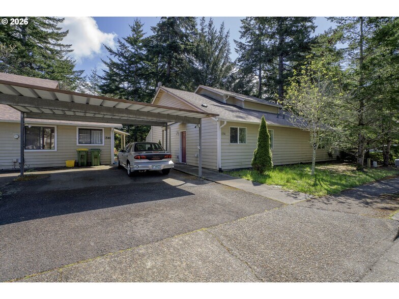 Primary Photo Of 1310-1390 Spruce St, Florence Apartments For Sale