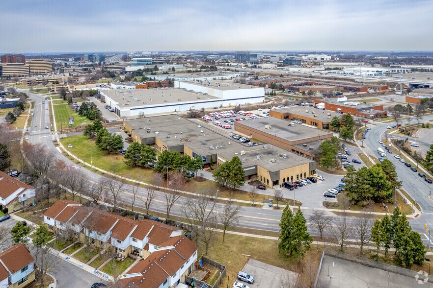 More Photos Of 1705 Argentia Rd, Mississauga Warehouse For Lease