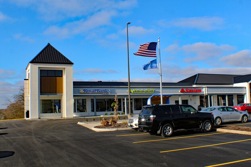 More Photos Of 15425-15495 Clayton Rd, Ballwin Unknown For Lease