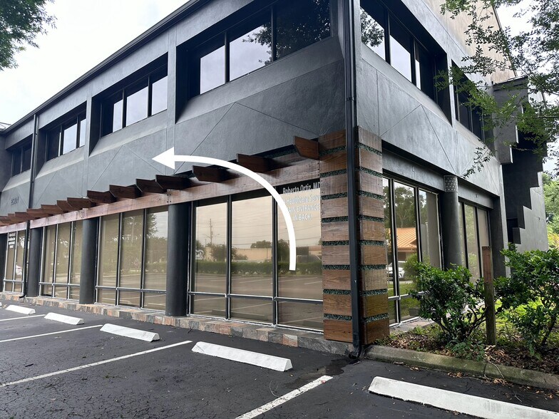 Primary Photo Of 2901 Curry Ford Rd, Orlando Medical For Lease