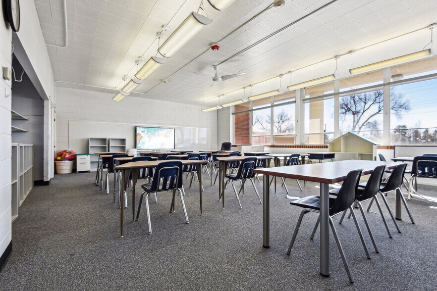More Photos Of 1100 Upham St, Lakewood Schools For Lease