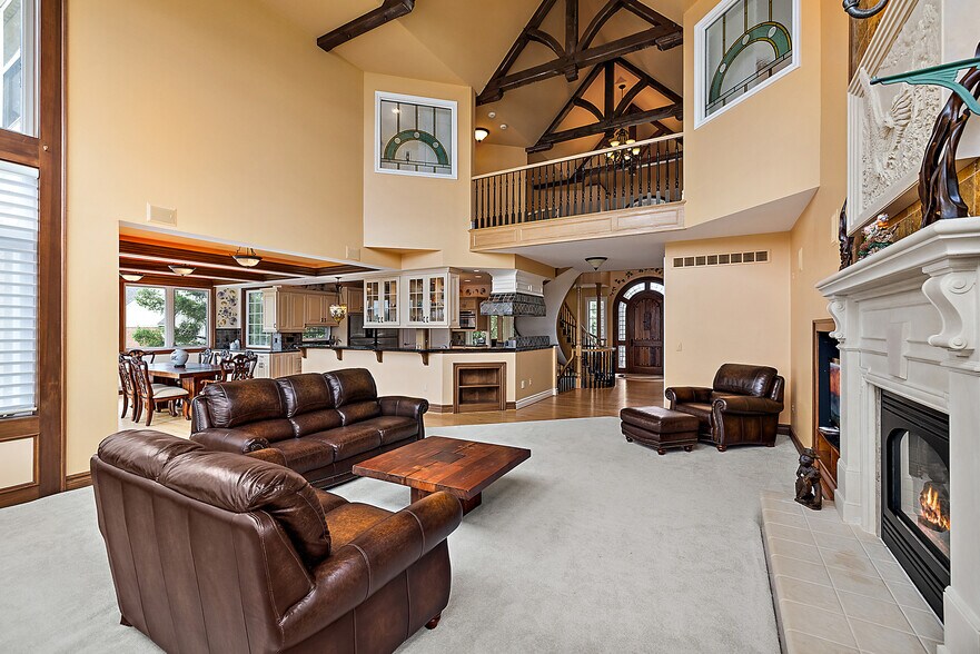 More Photos Of 10611 Lighthouse Pt, South Lyon Specialty For Sale