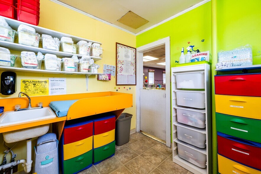 More Photos Of 3419 Hollywood Rd, Saint Joseph Daycare Center For Sale