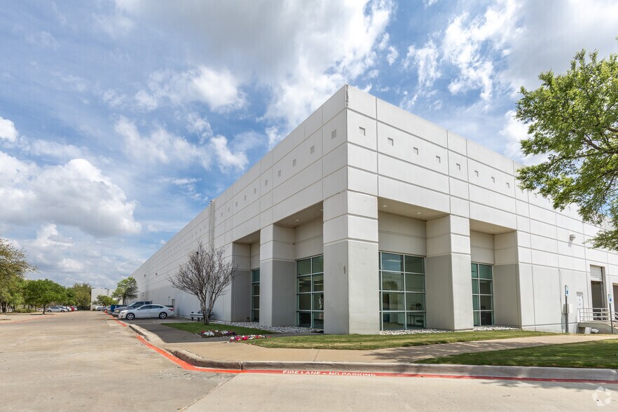 More Photos Of 1461 S Belt Line Rd, Coppell Unknown For Lease