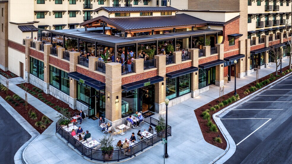 More Photos Of 944 Pine St, Paso Robles Hotel For Lease