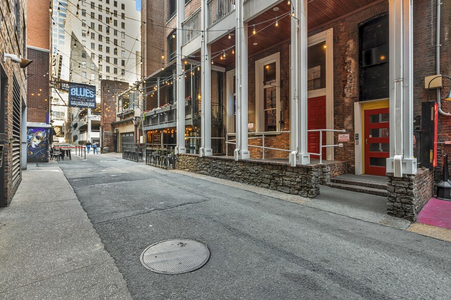 More Photos Of 209 Printers Alley, Nashville Hospitality For Sale