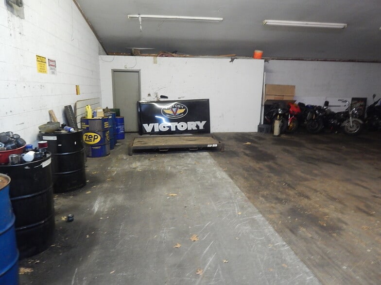 More Photos Of 11 Harvey St, Springfield General Retail For Sale