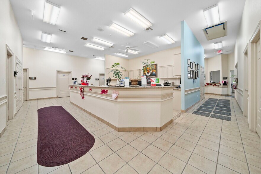 More Photos Of 26 Professional Park Dr, Webster Office For Sale