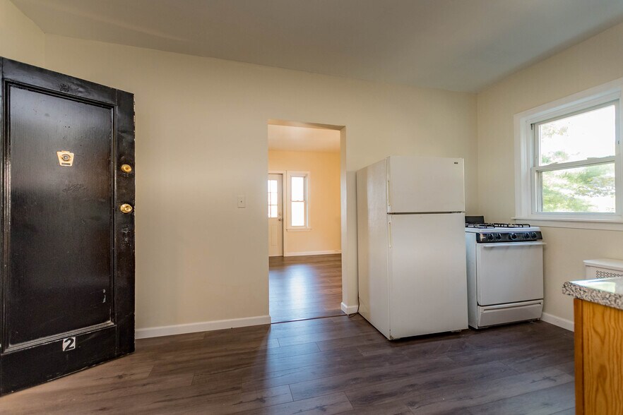 More Photos Of 291 S Lexington Ave, White Plains Apartments For Sale