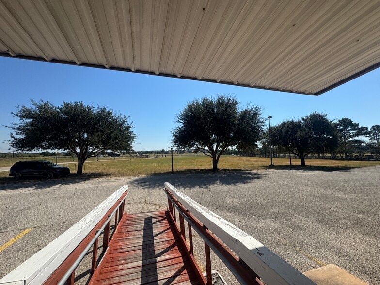 More Photos Of 2502 Highway 304, Smithville Warehouse For Sale