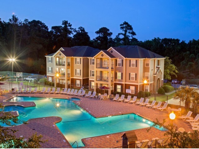 More Photos Of 215 Spencer Pl, Cayce Apartments For Sale