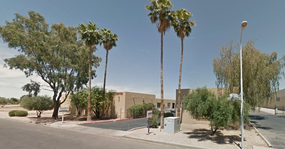 More Photos Of 2450 E Chambers St, Phoenix Warehouse For Lease