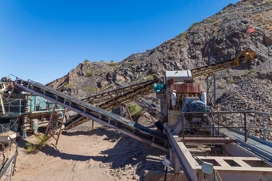 More Photos Of Hwy 60, Superior Land For Sale