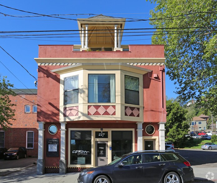 More Photos Of 217-243 W Richmond Ave, Richmond Office Residential For Lease